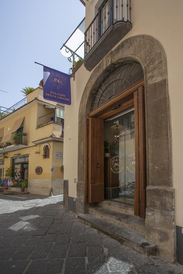 Palazzo Delle Grazie Bed & Breakfast Sorrento Luaran gambar